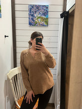 Load image into Gallery viewer, Mountain View Henley Top
