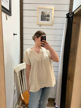 Load image into Gallery viewer, Garden Love Gauze Top
