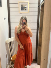 Load image into Gallery viewer, Falling into Place Midi Dress
