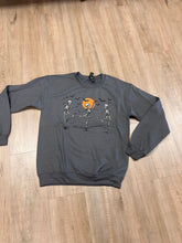 Load image into Gallery viewer, Skelly Graphic Crewneck
