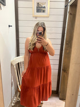 Load image into Gallery viewer, Falling into Place Midi Dress
