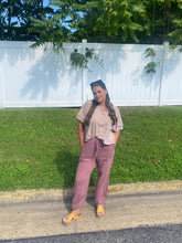 Load image into Gallery viewer, Cant Relate Oversized Crop Top
