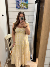 Load image into Gallery viewer, Honeyline Midi Dress
