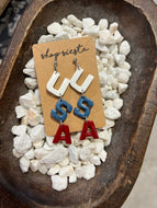 USA dangles